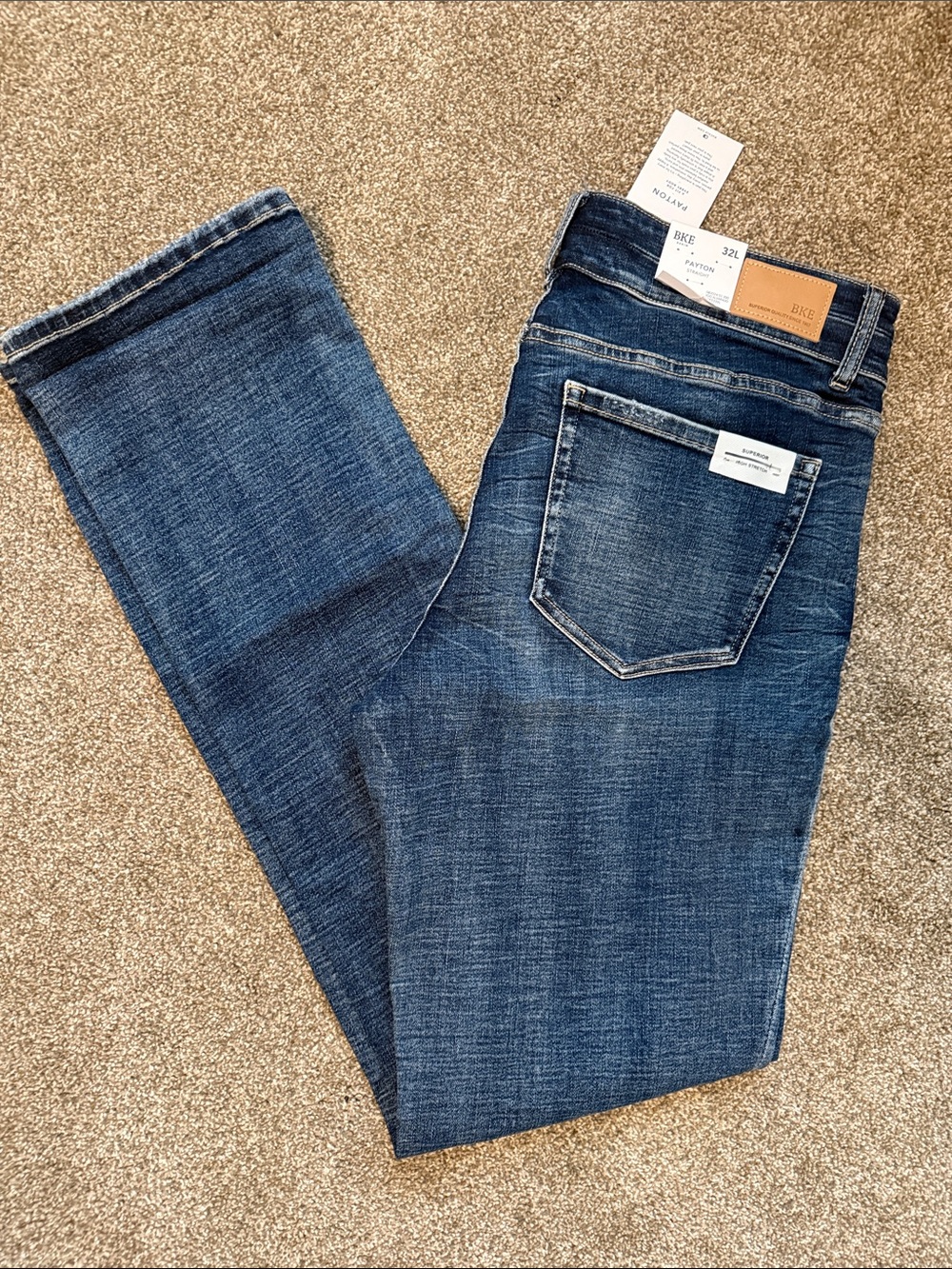NWT women’s BKE Payton straight leg jeans 32/34